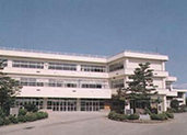 砺波南部小学校